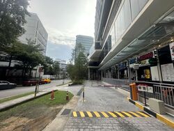 The Commerze@irving (D13), Retail #546726911